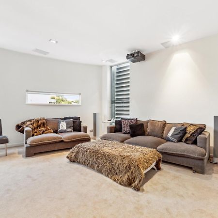 Sentinel Beach House - Auckland Holiday Retreatヴィラ エクステリア 写真