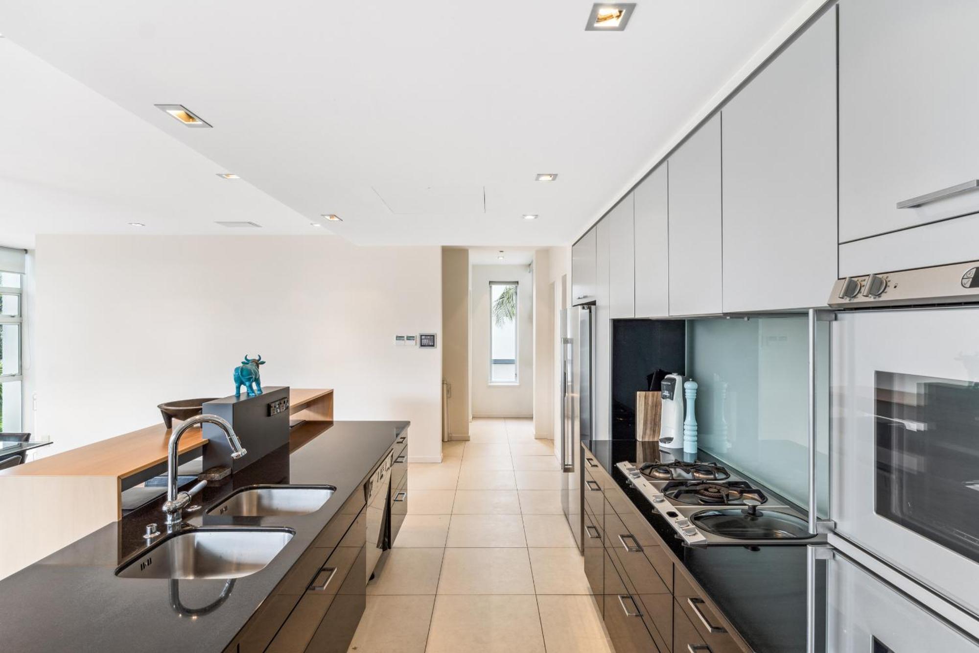 Sentinel Beach House - Auckland Holiday Retreatヴィラ エクステリア 写真